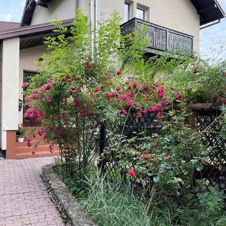 Rum i privatbostad - Z Widokiem Na Gory